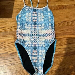 Jolyn swimsuit size 28